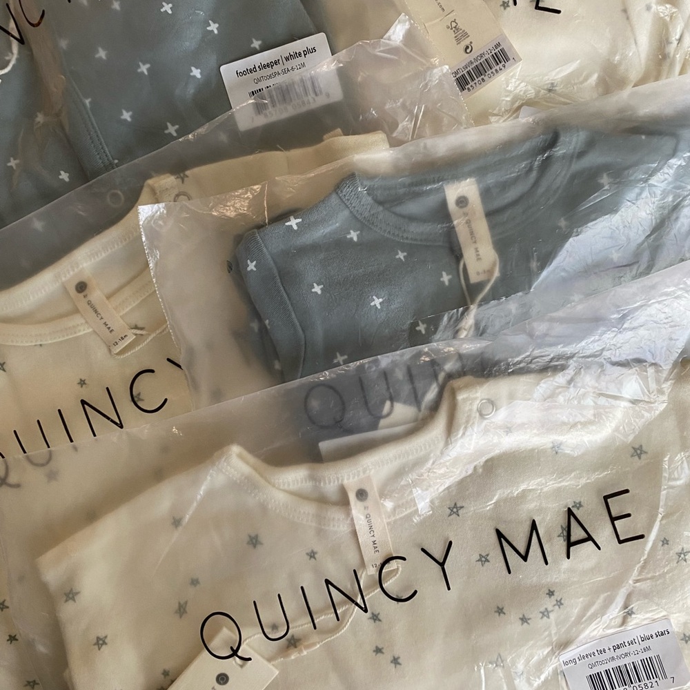 Last Call! 5pc Quincy Mae Organic Cotton Gender Neutral bundle 12-18M, Rylee+Cru